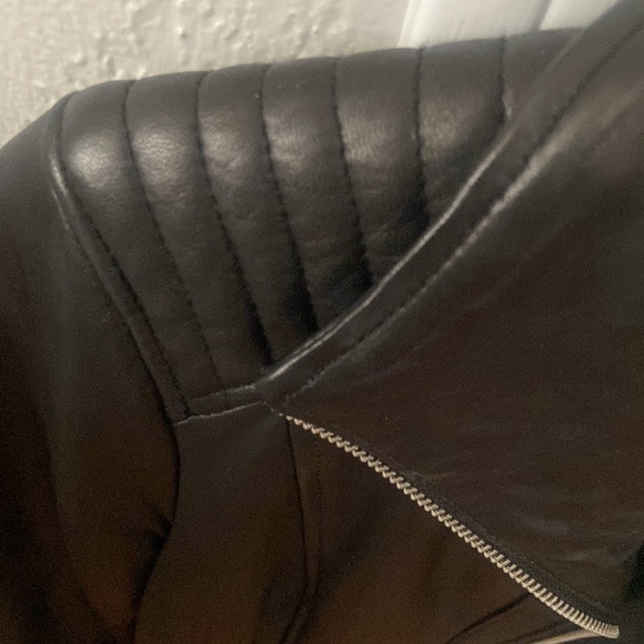 Andrew Marc Leather Jacket - Picture 11 of 12